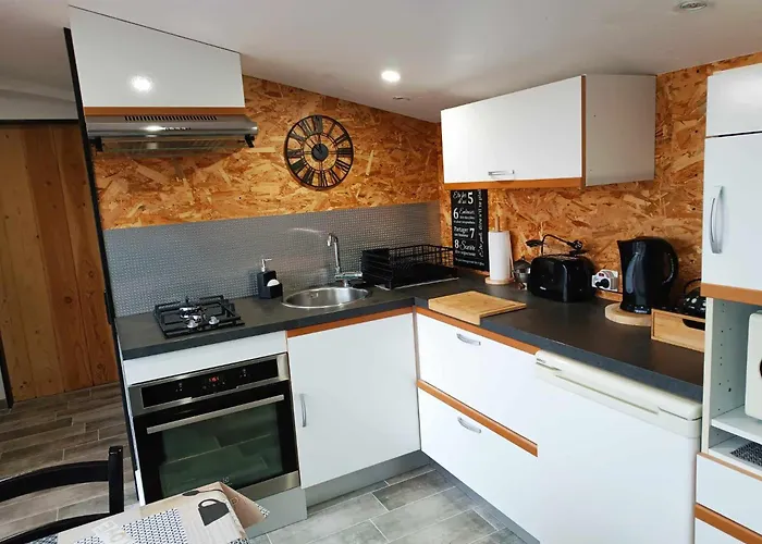 Location Saisonniere Bord De Mer. Апартаменты *