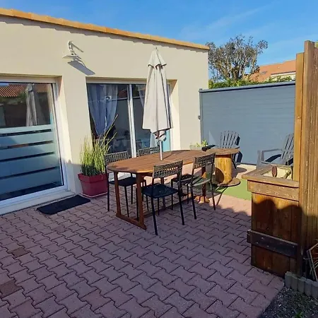 Location Saisonniere Bord De Mer. Apartamento Saint-Michel-Chef-Chef