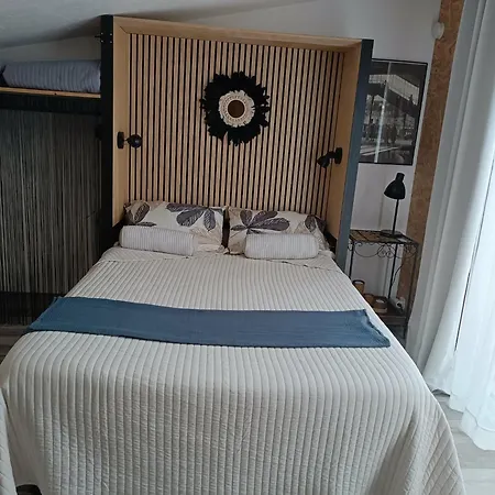 Location Saisonnière Bord De Mer. Appartement