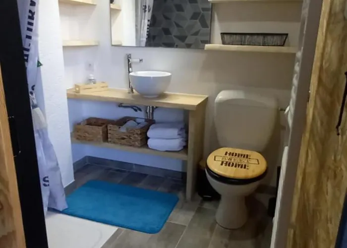 Location Saisonniere Bord De Mer. Apartman Saint-Michel-Chef-Chef