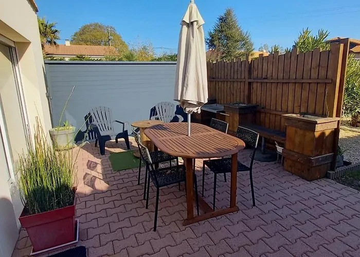 Location Saisonniere Bord De Mer. Apartman Saint-Michel-Chef-Chef